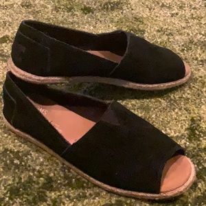 Tom’s BlackSuede casual peeptoe flats worn1 time